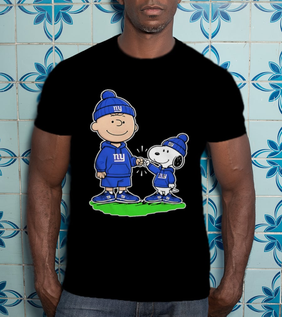 Snoopy And Charlie Brown NY Giants NFL Collaboration T-Shirt