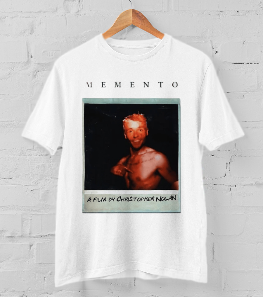 Memento A Film By Christopher Nolan Guy Pearce Polaroid Image T-Shirt