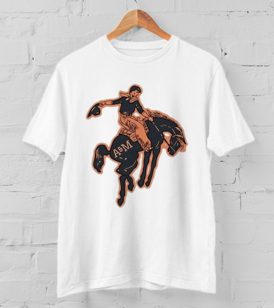 Texas A&M Aggies College Station Vintage Cowboy Riding A&M Horse T-Shirt