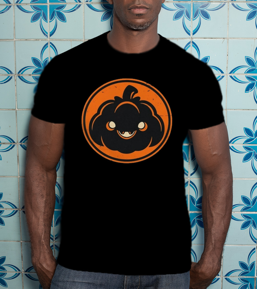 Jack O' Lantern Pumpkin Face Distressed Vintage Halloween Icon Orange Circle T-Shirt
