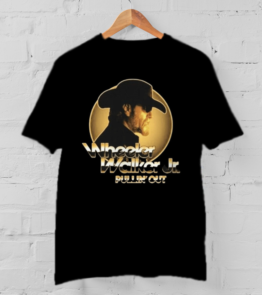 Wheeler Walker Jr. Pullin' Out Album Cover Portrait In Gold T-Shirt