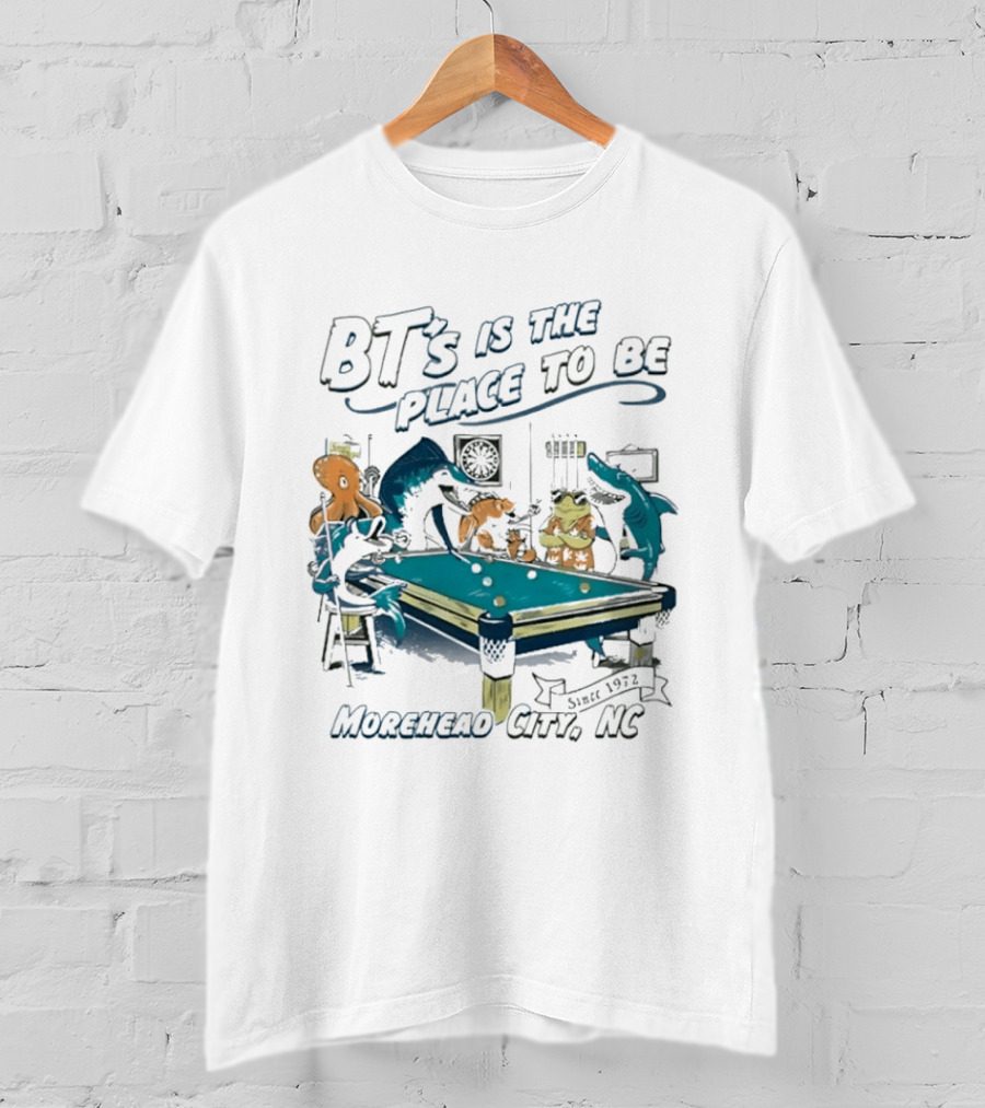 BT's Is The Place To Be Morehead City NC Since 1972 Pool Hall Sea Creatures Playing Billiards T-Shirt