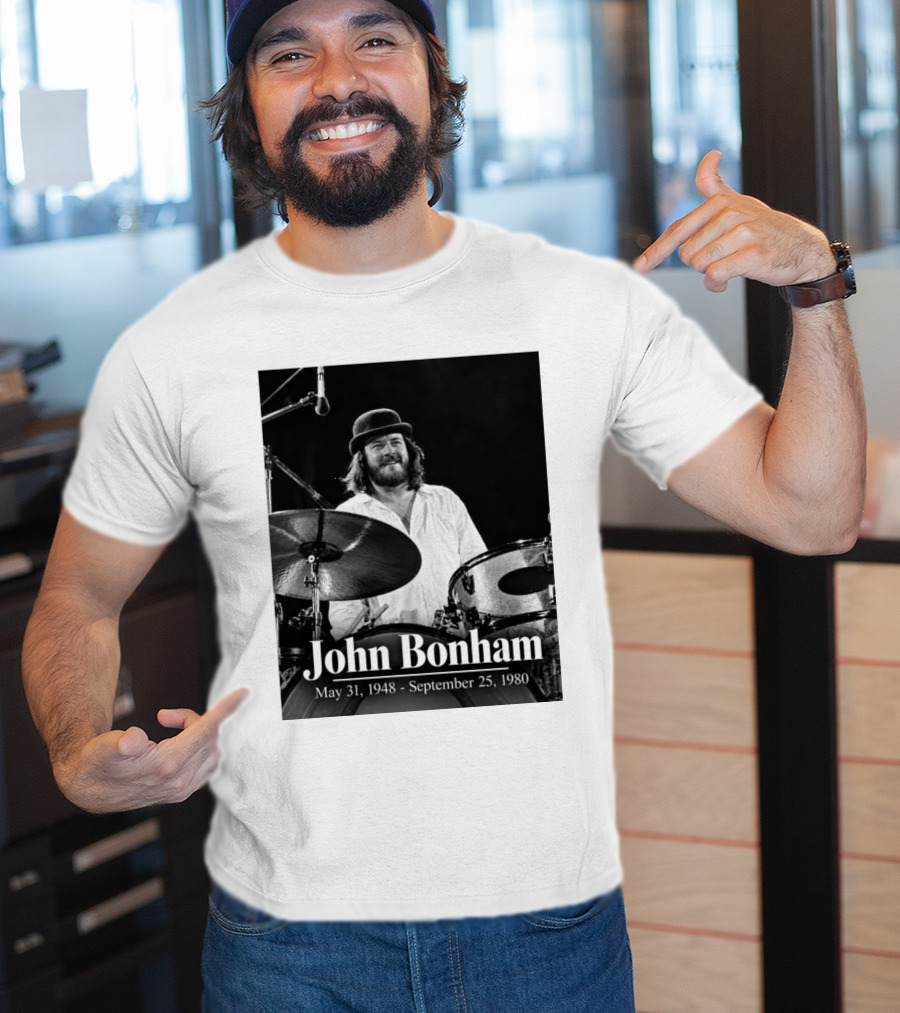 John Bonham May 31 1948 September 25 1980 Drummer Tribute Black And White Photo T-Shirt