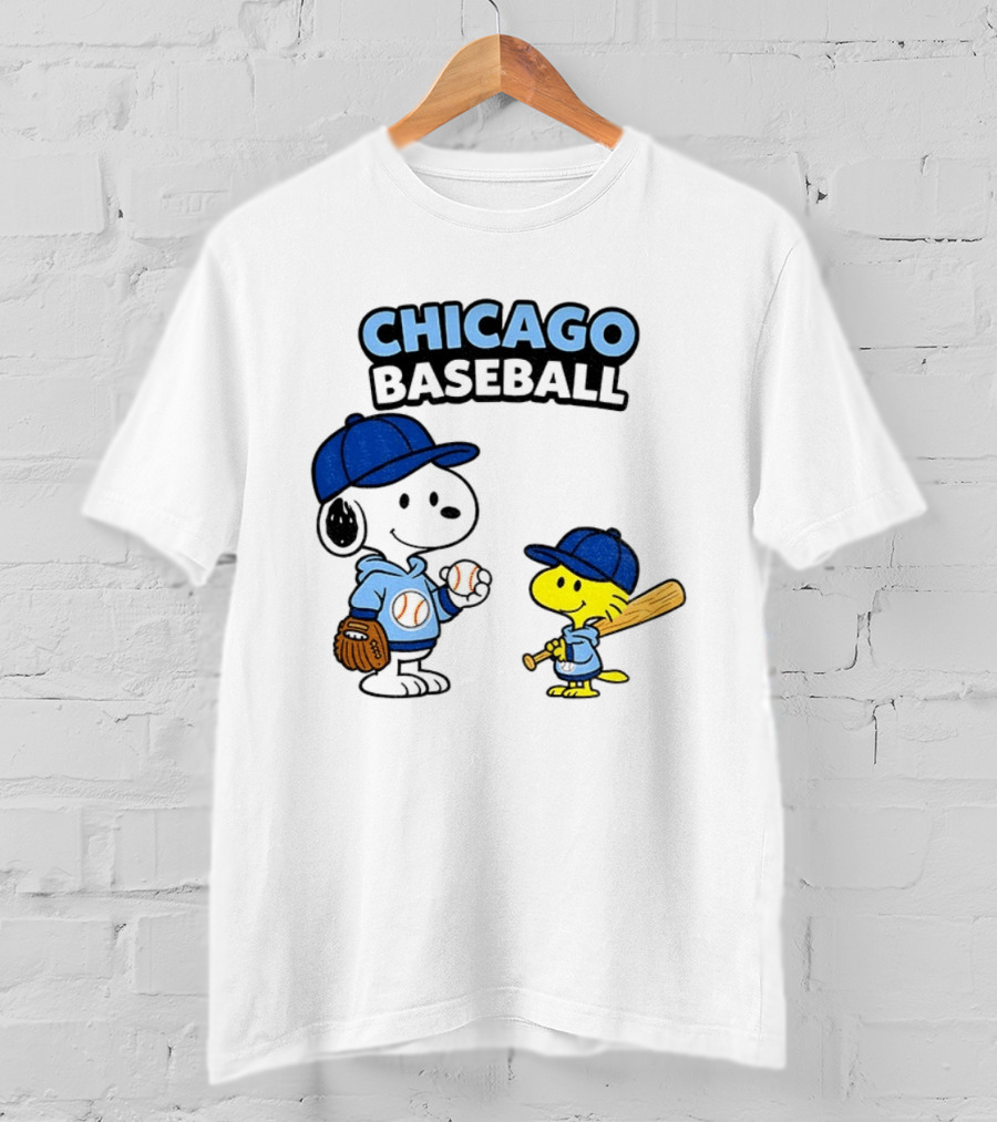 Chicago Cubs Baseball Snoopy Woodstock Peanuts Cartoon MLB T-Shirt