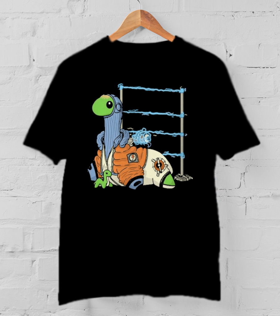 Wattson Nessie Apex Legends Character With Baby Nessie And Fences T-Shirt