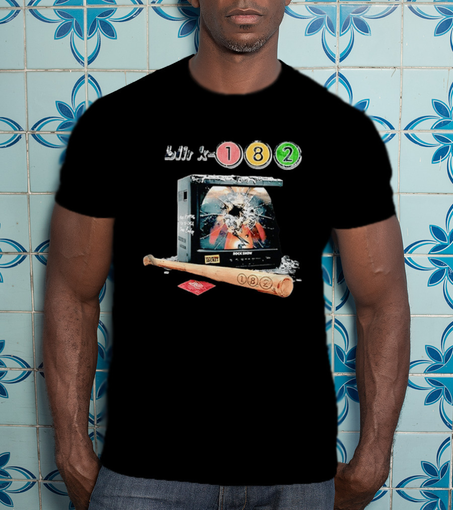 Blink 182 Rock Show Mark Hoppus Tom DeLonge Travis Barker TV Baseball Bat Iconic Display T-Shirt