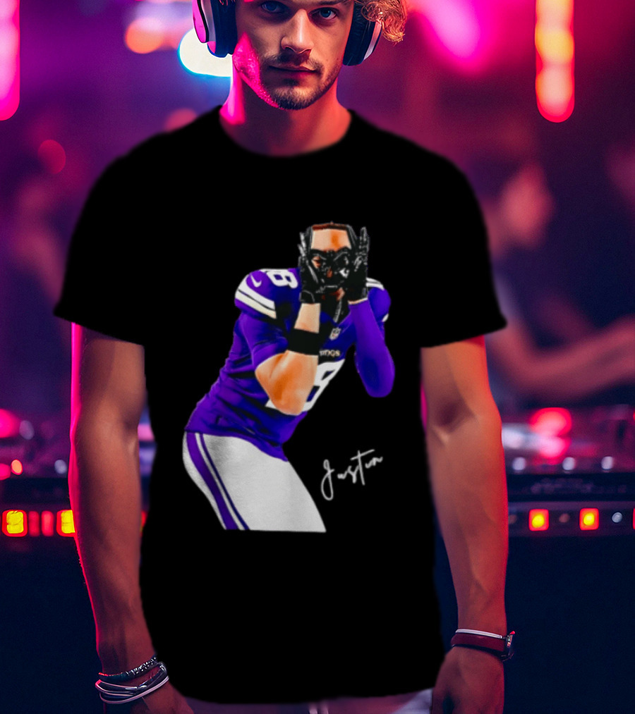 Justin Jefferson Signature Minnesota Vikings Football Player Pose T-Shirt