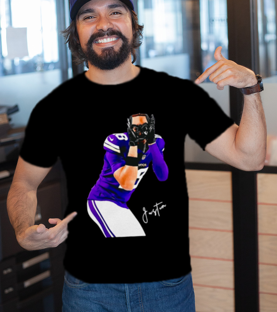 Justin Jefferson Signature Minnesota Vikings Football Player Pose T-Shirt