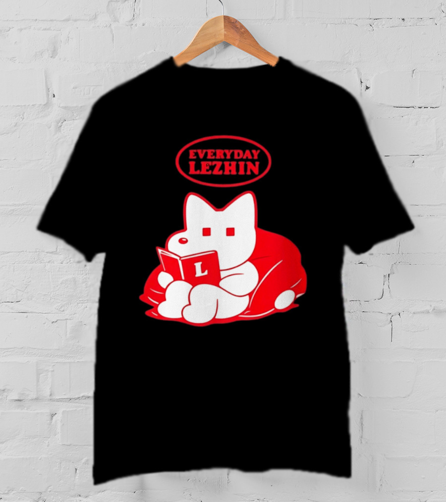 Everyday Lezhin Reading Webtoon Relaxing Cartoon Character With Book T-Shirt