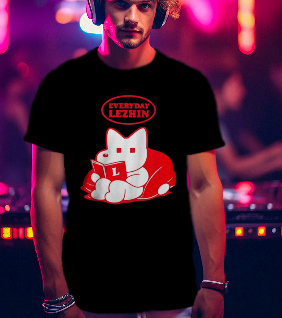 Everyday Lezhin Reading Webtoon Relaxing Cartoon Character With Book T-Shirt