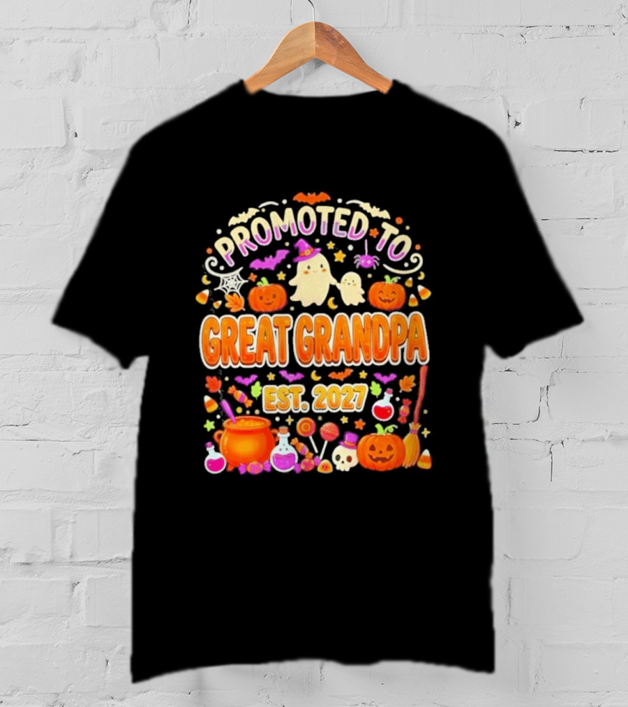 Promoted To Great Grandpa Halloween Pumpkin Est 2027 Ghosts Bats Cauldron T-Shirt