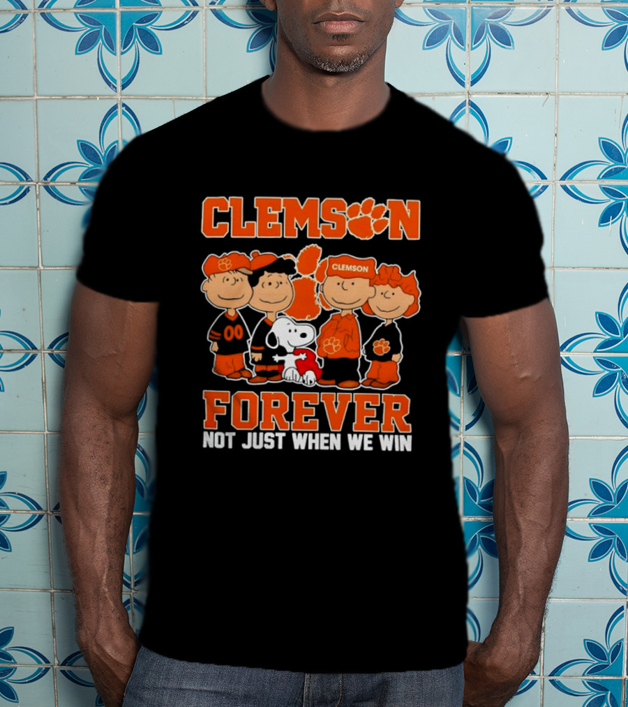 Clemson Forever Not Just When We Win Peanuts Characters Paw T-Shirt