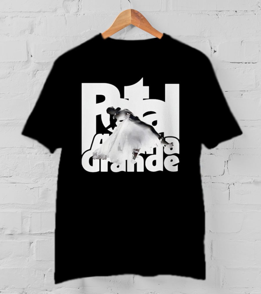 Petal Ariana Grande Pop Music Singer Floating T-Shirt
