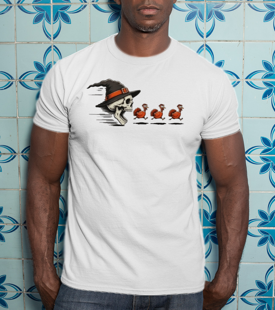 Witch Skull Chasing Turkeys Thanksgiving Humor T-Shirt
