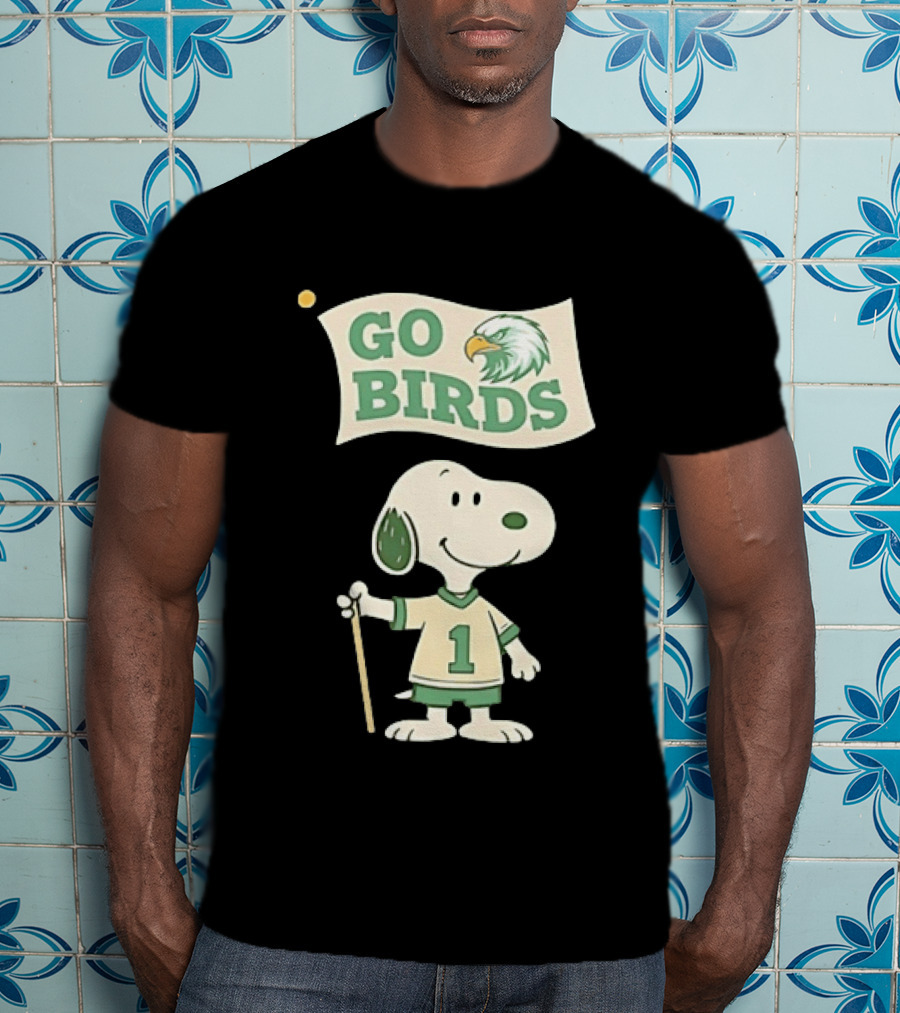 Snoopy Go Birds Philadelphia Eagles Team Spirit T-Shirt