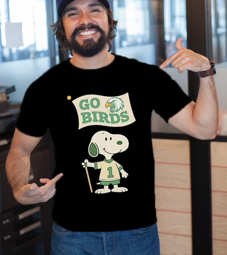 Snoopy Go Birds Philadelphia Eagles Team Spirit T-Shirt