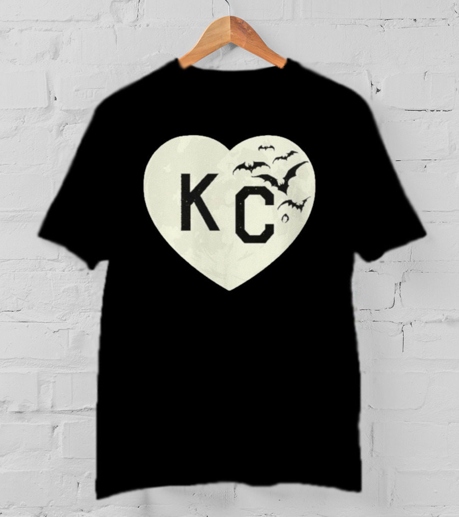 Kansas City KC Heart Moon Bats T-Shirt