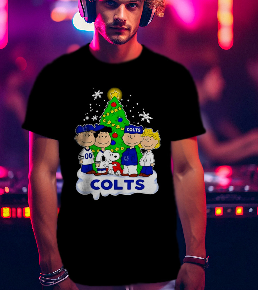 Peanuts Characters Indianapolis Colts Christmas Tree Snoopy Woodstock Snowflakes T-Shirt