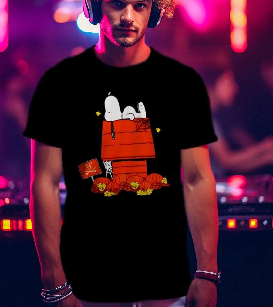 Snoopy Halloween Doghouse Virginia Cavaliers College Football Peanuts Pumpkins T-Shirt