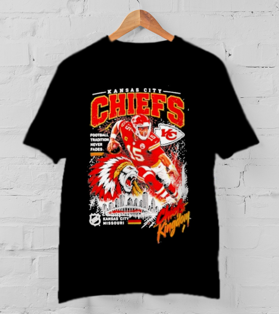 Kansas City Chiefs Football Tradition Never Fades Chiefs Kingdom Patrick Mahomes Skyline T-Shirt