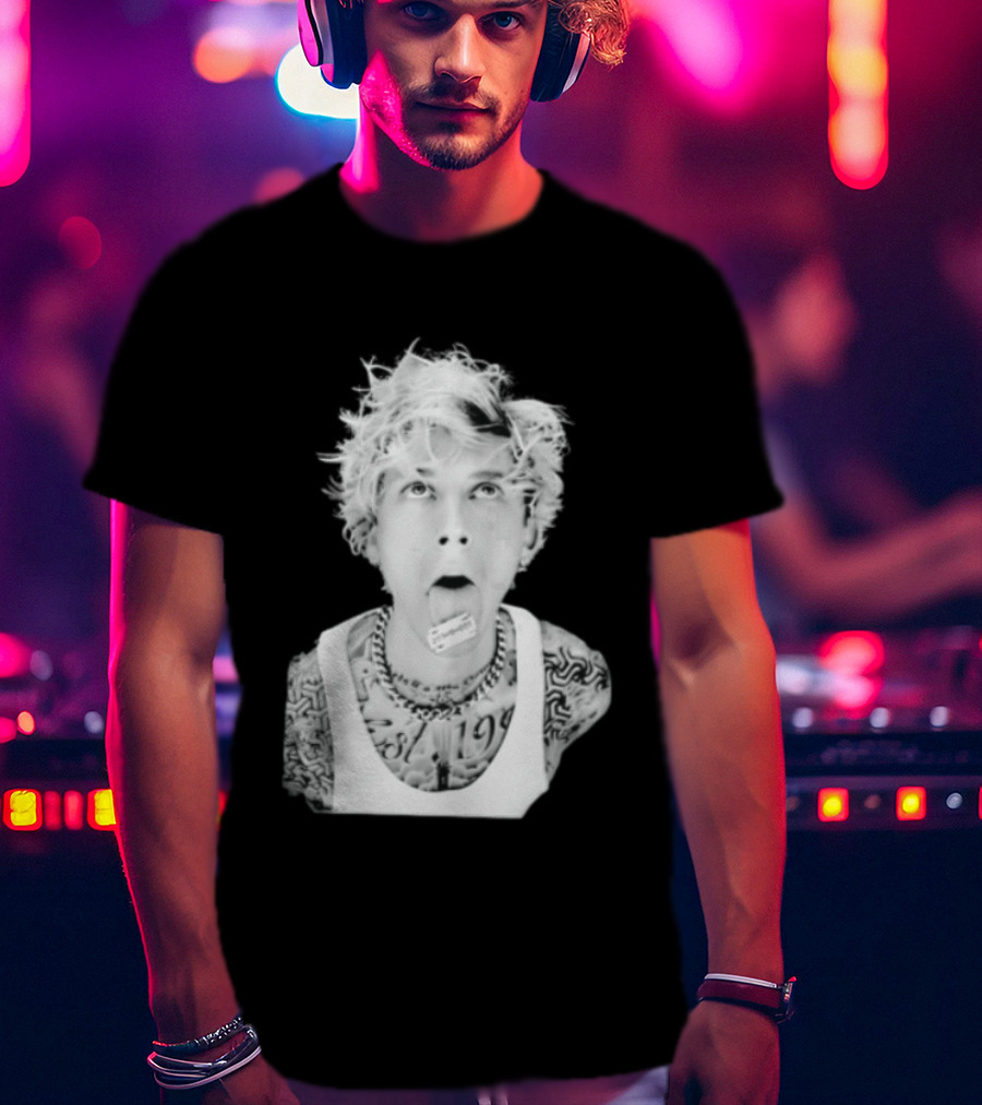 Machine Gun Kelly 1990 Blonde Hair Razor Tongue Tattoo Styling T-Shirt