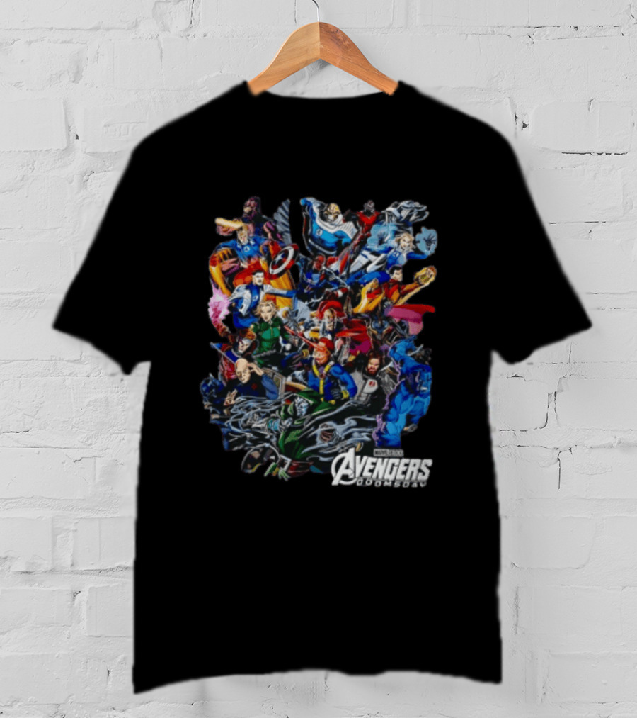 Marvel Studios Avengers Superheroes Group Comic Doomsday T-Shirt