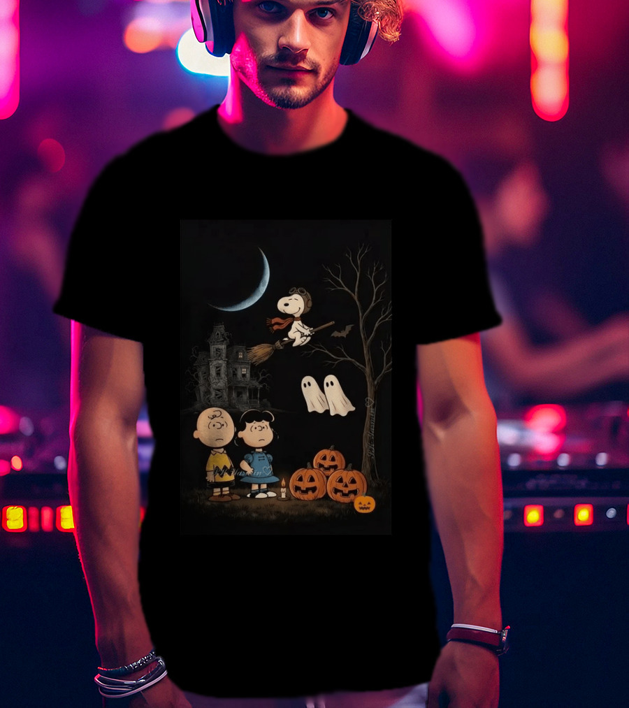 Charlie Brown Lucy And Snoopy Halloween Great Pumpkin Ghosts Haunted House T-Shirt