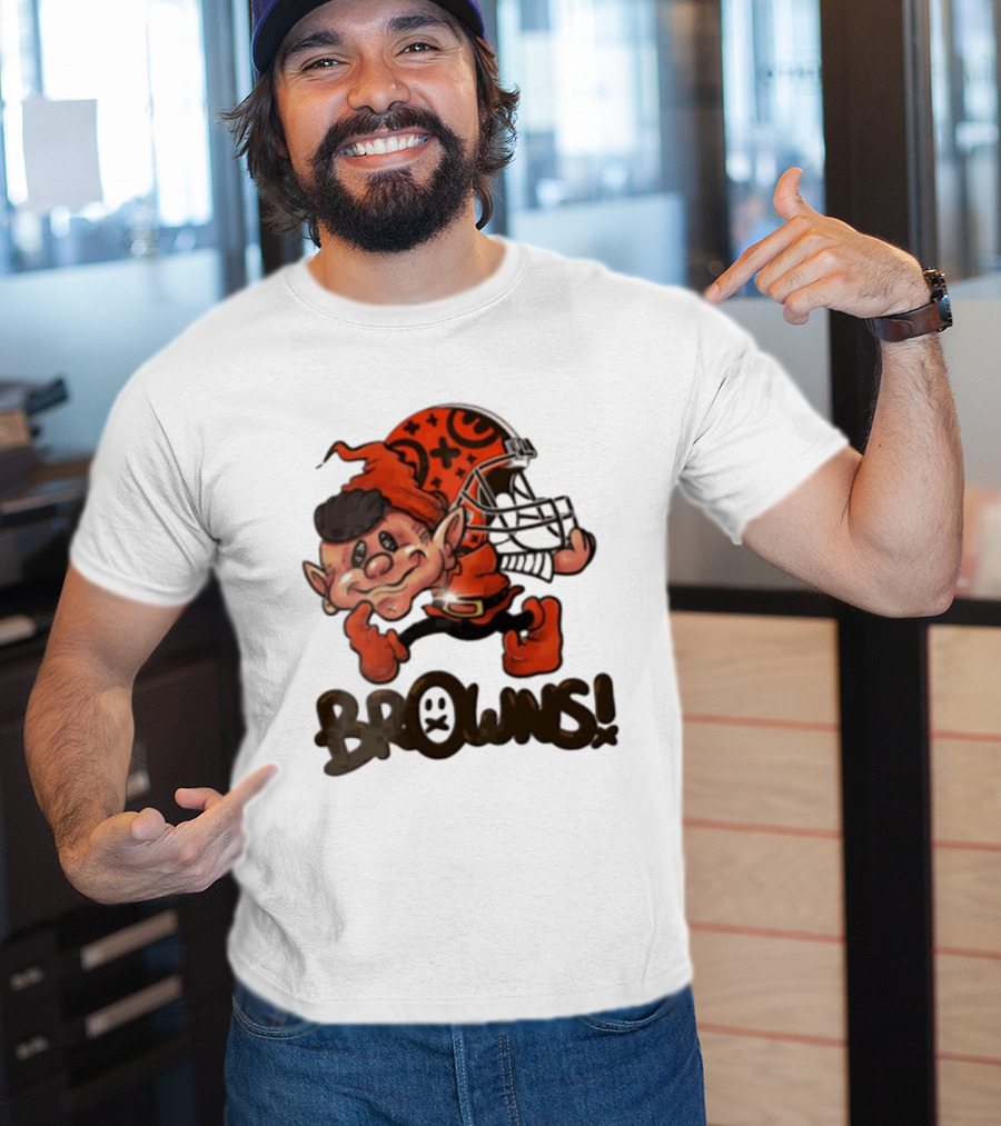Cleveland Browns Elf Holding Football Helmet Browns T-Shirt