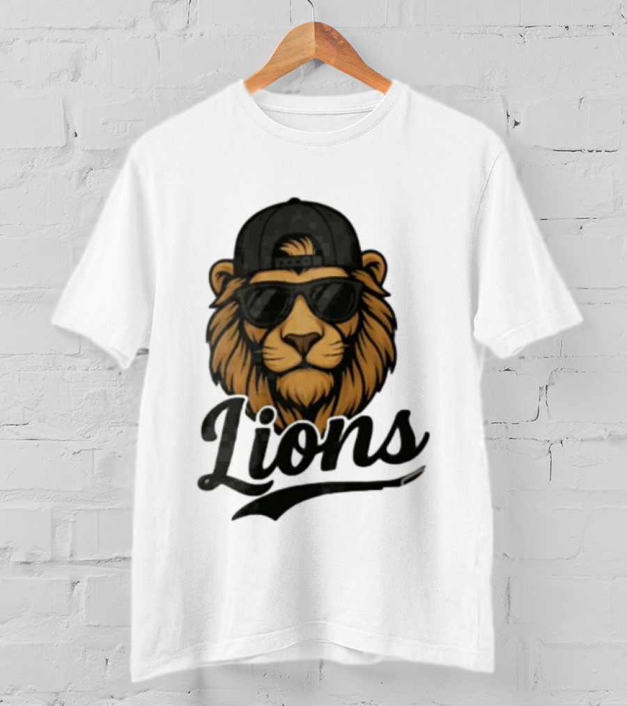Detroit Lions Cool Lion Wearing Shades And Cap T-Shirt
