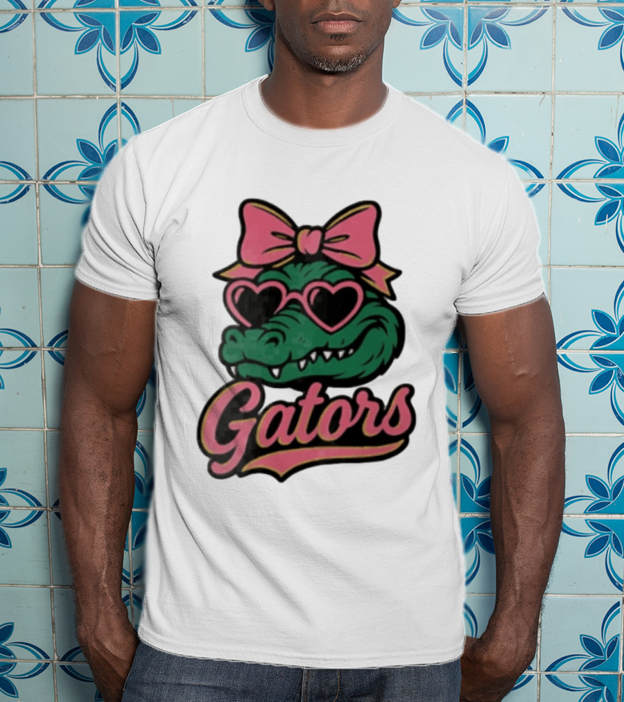 Florida Gators Green Alligator Pink Bow Heart Sunglasses T-Shirt