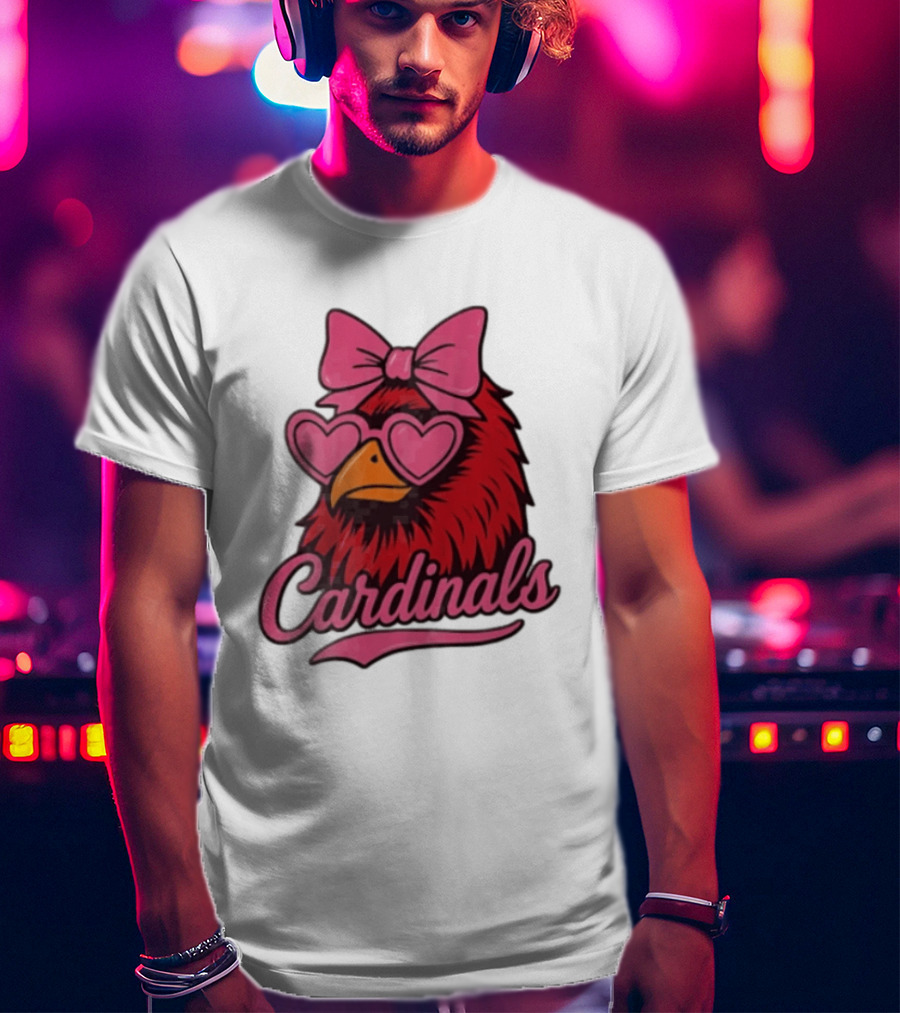 St Louis Cardinals Red Bird Pink Bow Heart Glasses T-Shirt