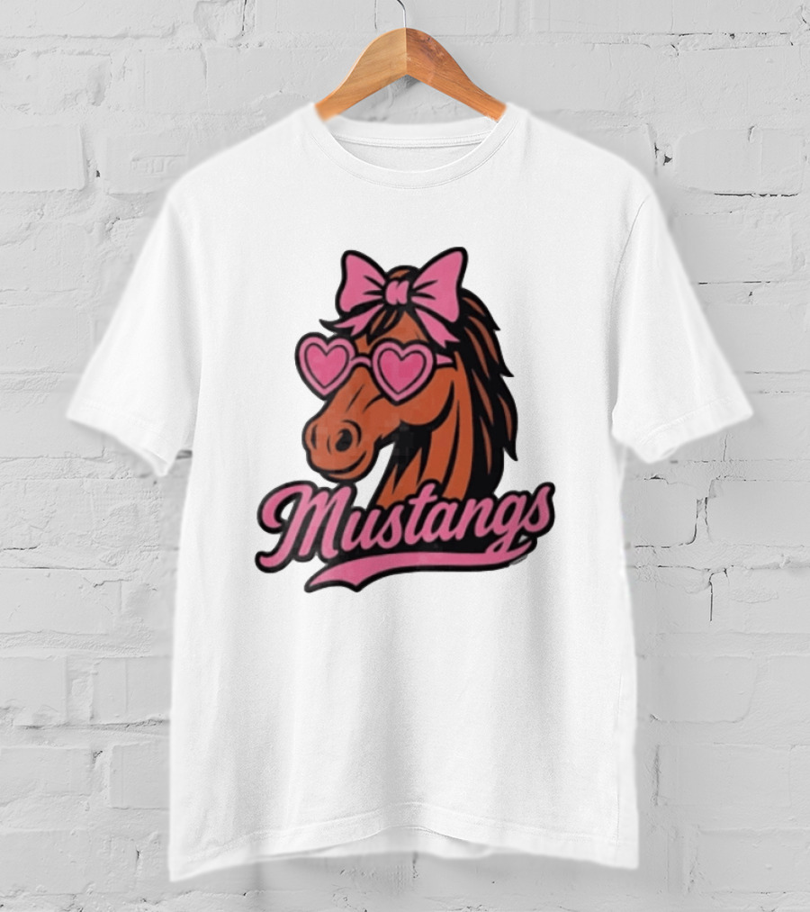 Mustangs Horse Pink Bow Heart Sunglasses T-Shirt