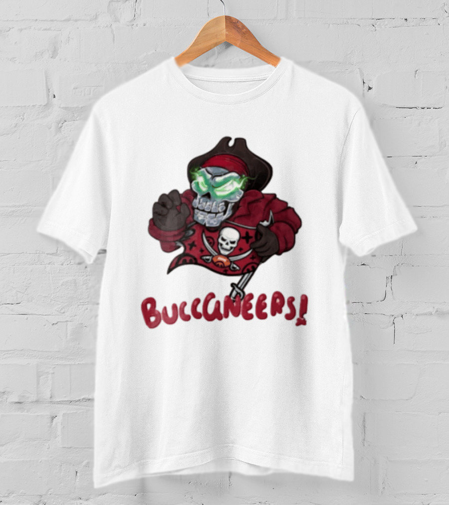 Tampa Bay Buccaneers Skull Pirate Green Eyes Buccaneers Flag T-Shirt