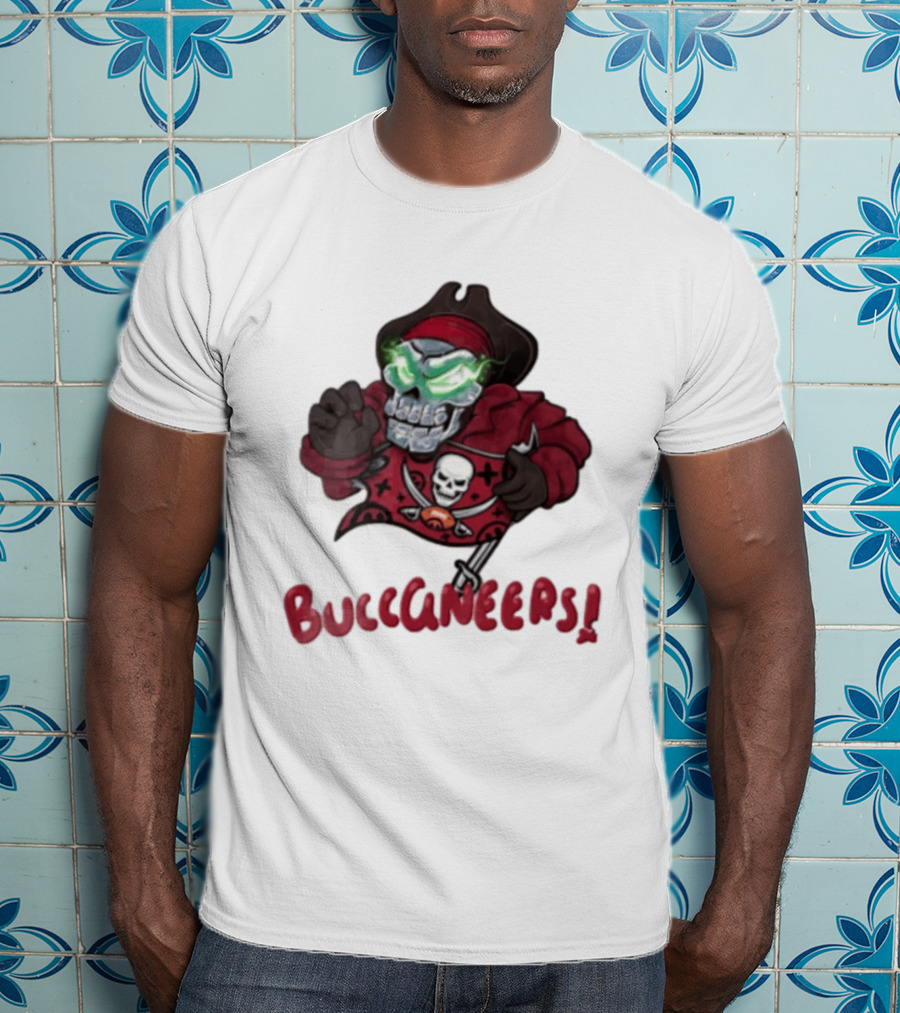 Tampa Bay Buccaneers Skull Pirate Green Eyes Buccaneers Flag T-Shirt