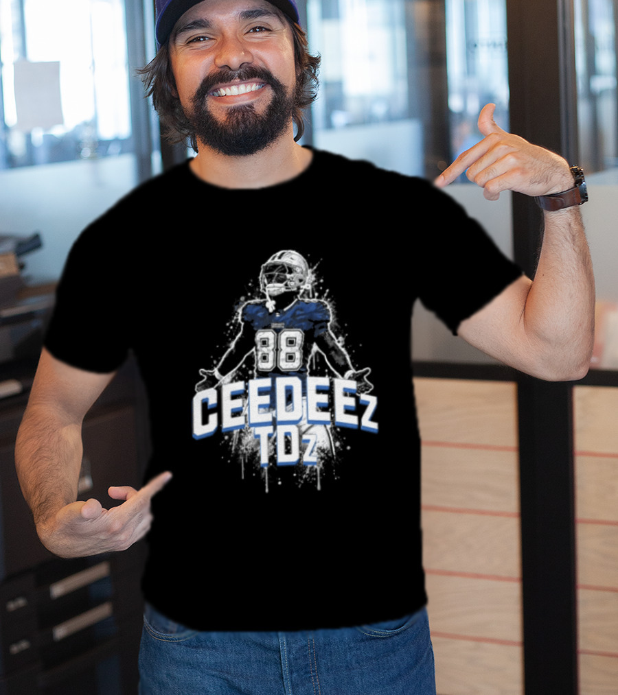 Ceedeez TDz Football Player Retro Title T-Shirt
