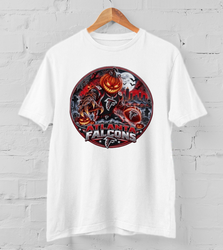 Atlanta Falcons Halloween Jack O' Lantern Football Player With City Skyline And Bats T-Shirt