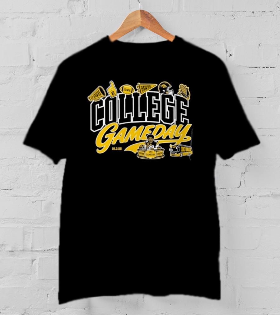 College Gameday Iowa Hawkeyes Football 10326 Player No 28 T-Shirt