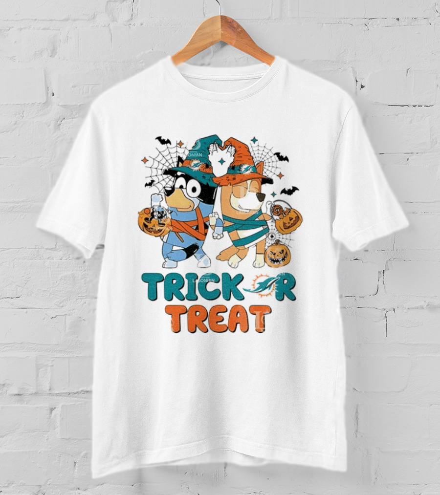 Miami Dolphins Bluey Trick Or Treat Halloween Pumpkin Spooky Costumes T-Shirt