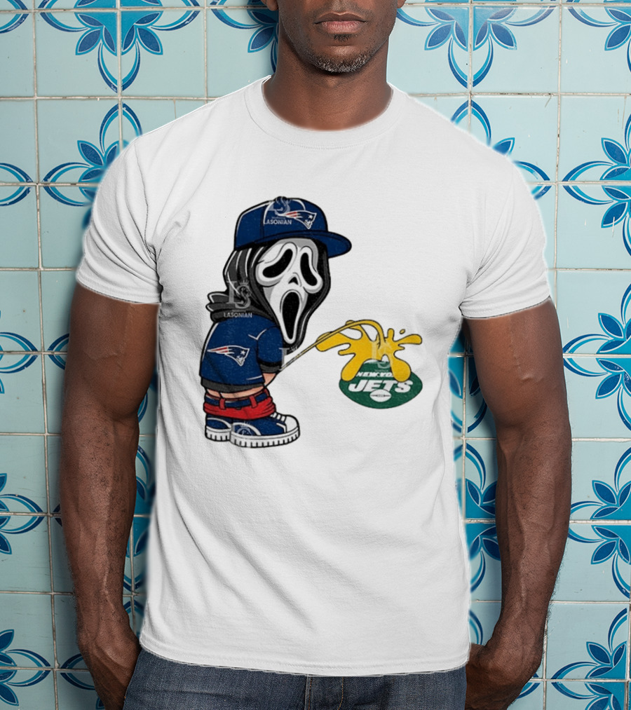 New England Patriots Ghostface Urinating On New York Jets T-Shirt
