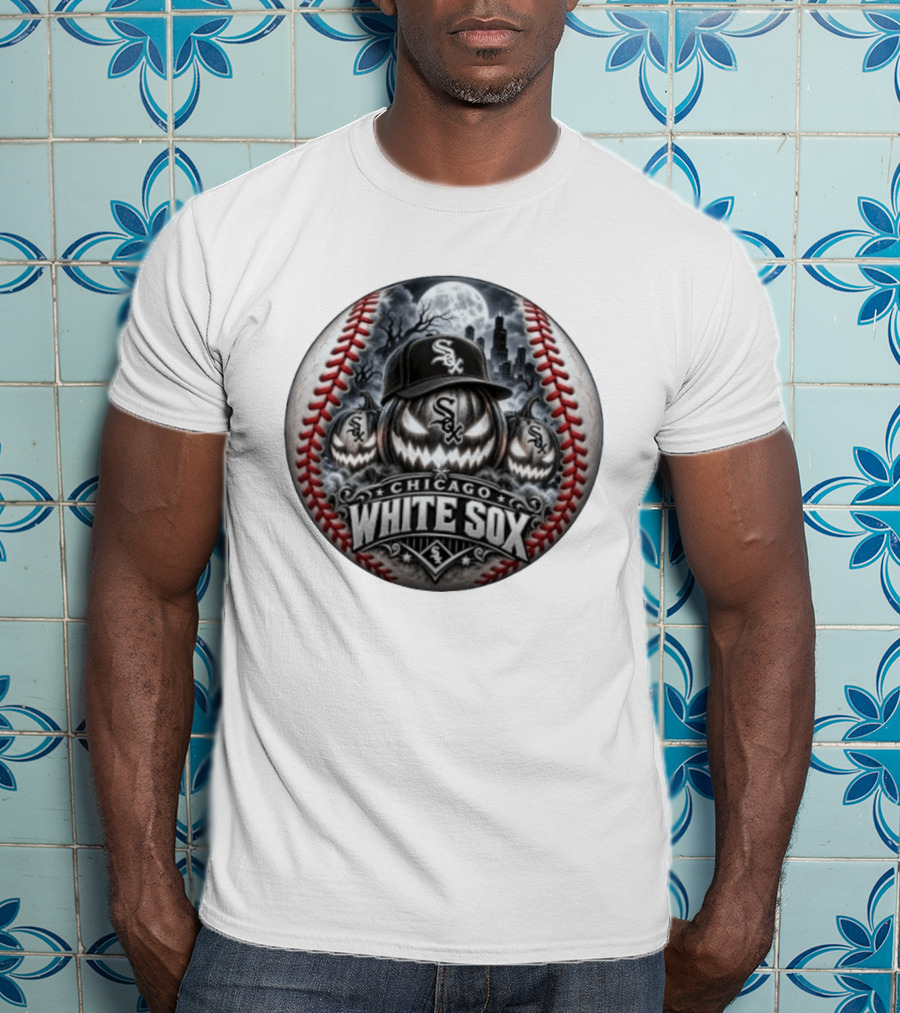Chicago White Sox Halloween Jack O' Lantern Moonlit City Skyline Baseball T-Shirt