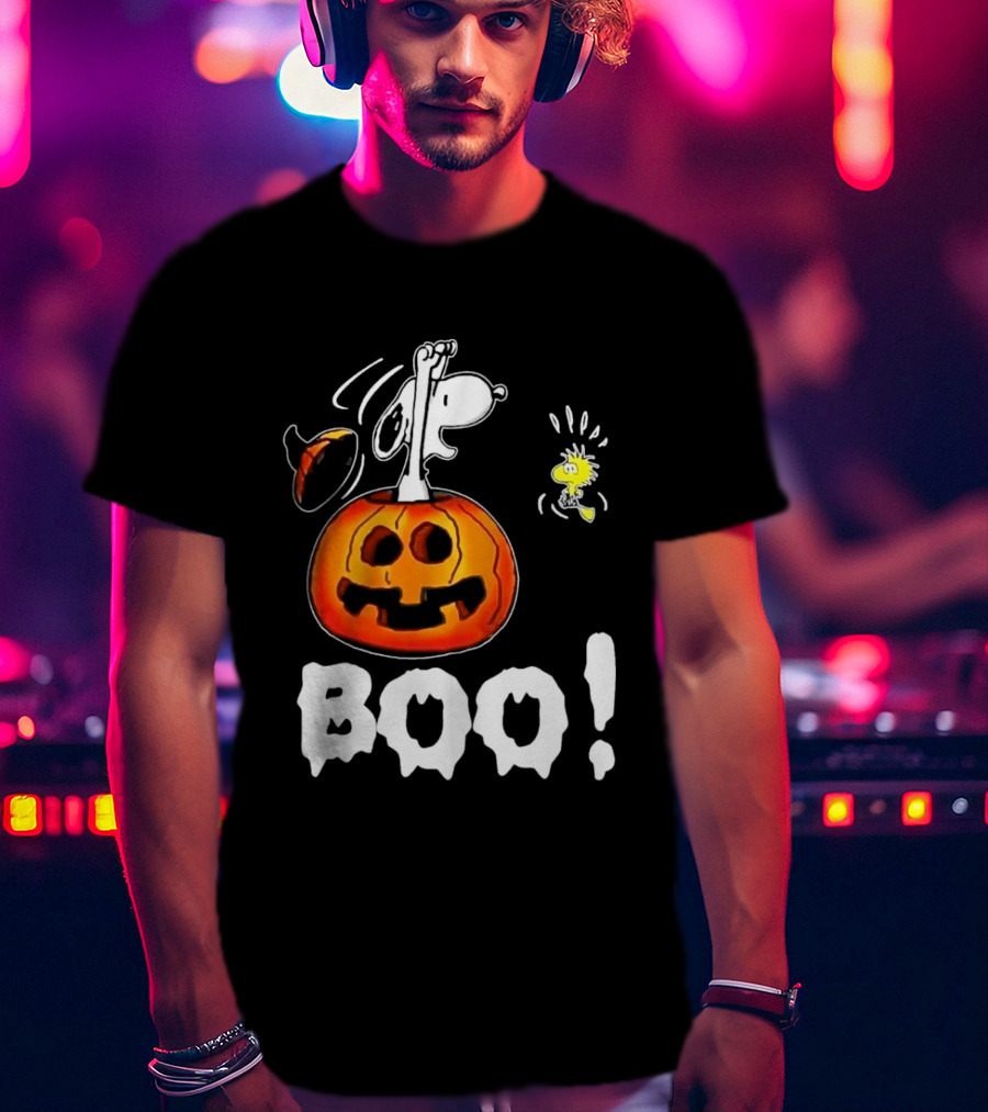 Snoopy Pumpkin Costume Woodstock Halloween BOO Peanuts T-Shirt