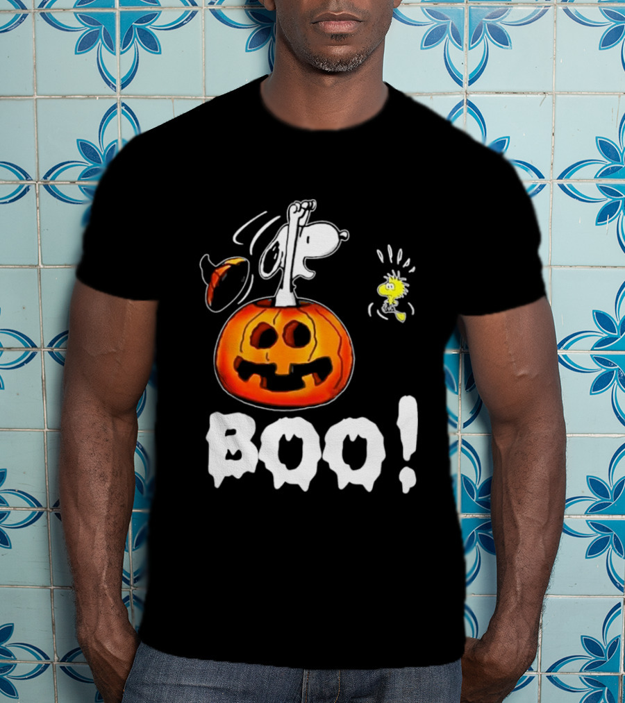 Snoopy Pumpkin Costume Woodstock Halloween BOO Peanuts T-Shirt
