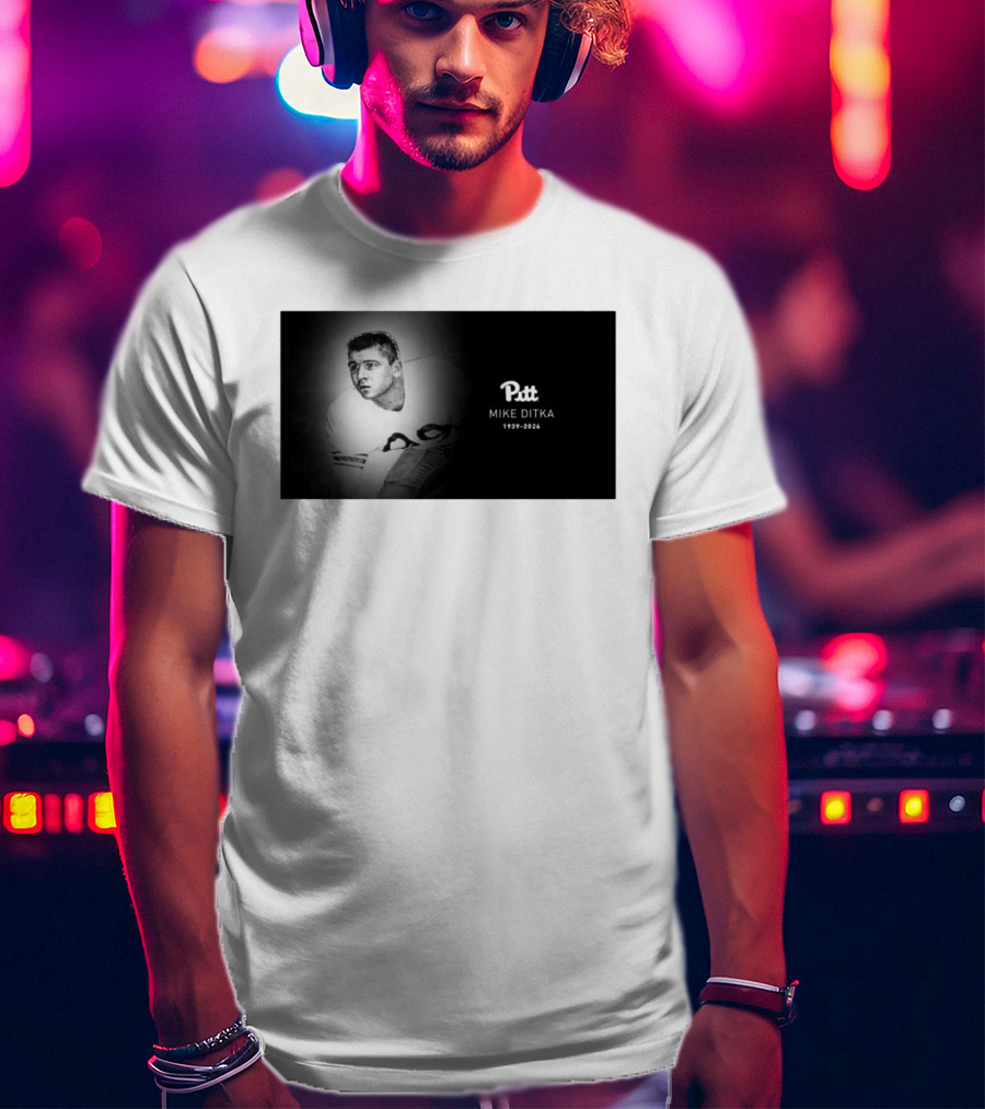 Pitt Remembers Football Icon Mike Ditka 1939 2026 T-Shirt