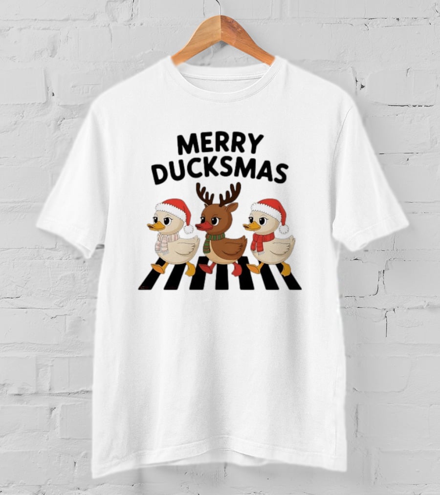 Merry Ducksmas Holiday Christmas Ducks In Santa Hats And Reindeer Outfit T-Shirt