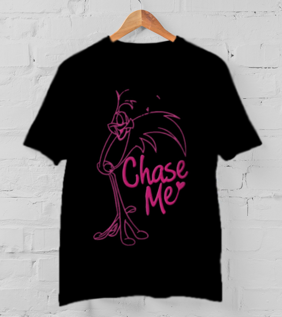 Looney Tunes Road Runner Chase Me Pink T-Shirt