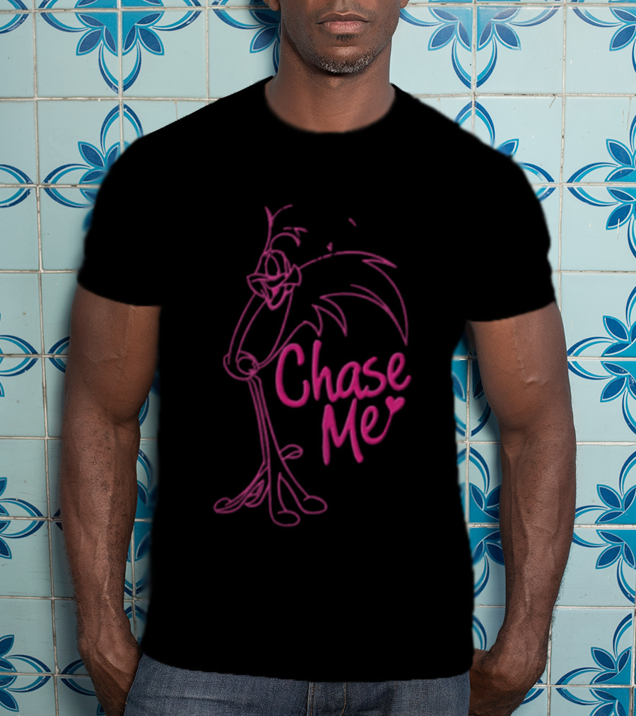 Looney Tunes Road Runner Chase Me Pink T-Shirt