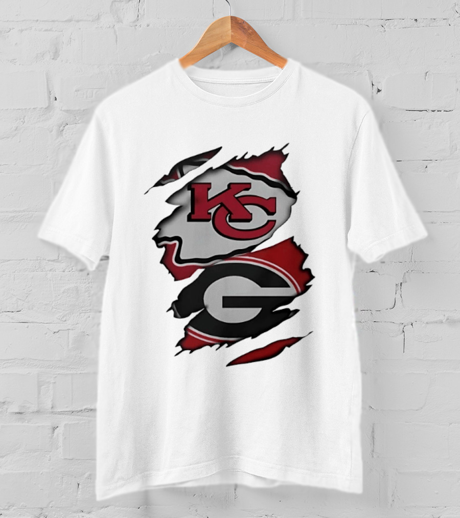 Kansas City Chiefs KC And Georgia Bulldogs G Torn Fabric T-Shirt