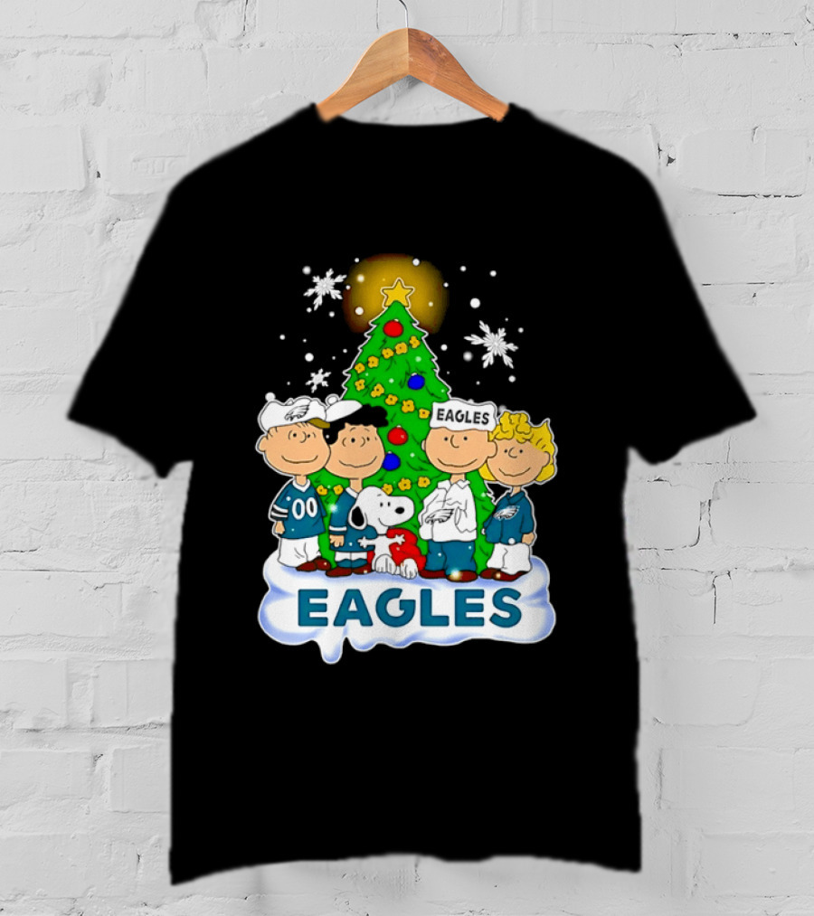 Peanuts Characters Christmas Tree Philadelphia Eagles T-Shirt