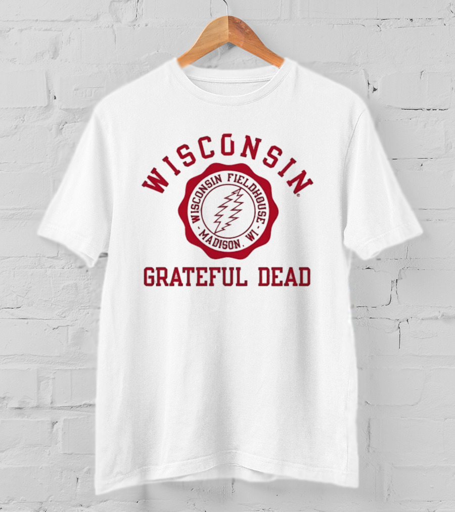 Wisconsin Fieldhouse Madison WI Grateful Dead Lightning Bolt T-Shirt