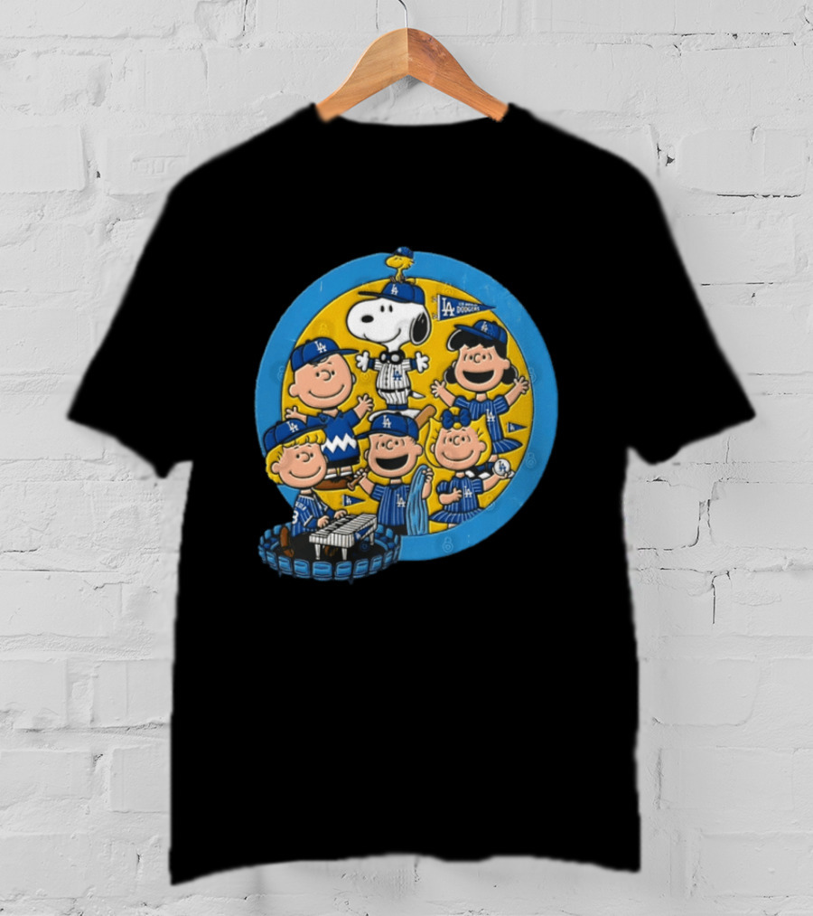 Los Angeles Dodgers Peanuts Gang Snoopy Baseball Players T-Shirt